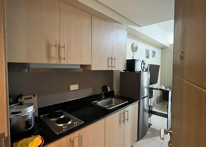 Breeze Residences Pasay Near Naia Airport Apartment Manila